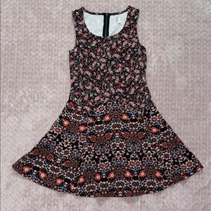 Xhilaration Women’s Paisley Print Sleeveless Fit & Flare Dress
